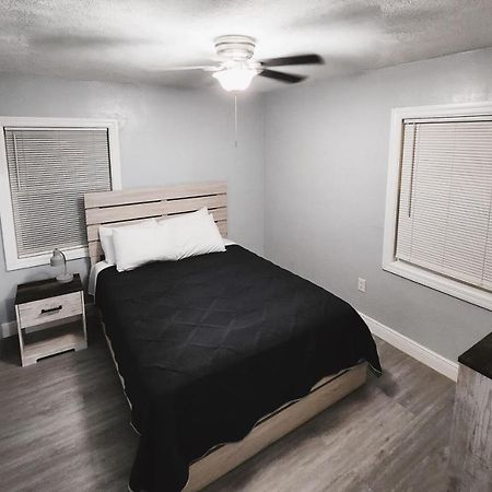 Cozy 3 Bedroom House Near Airport/Raymond Stadium/Downtown. Tampa Luaran gambar