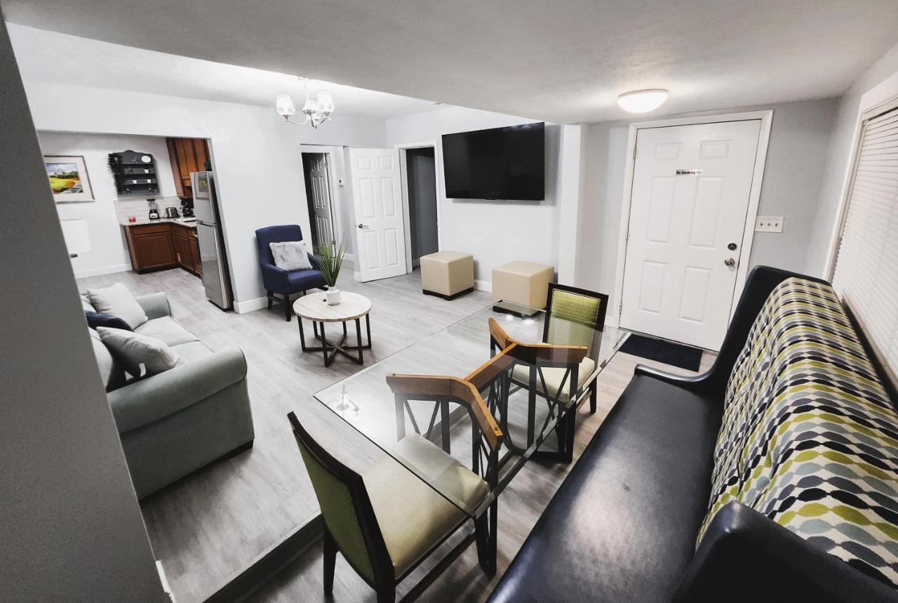 Cozy 3 Bedroom House Near Airport/Raymond Stadium/Downtown. Tampa Luaran gambar